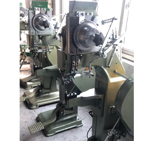 機(jī)械式鉚釘機(jī)